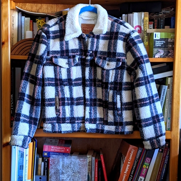 Levi's Ex-Boyfriend Sherpa Trucker Jacket - Picture 1 of 1